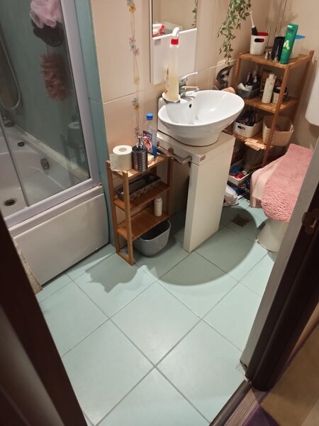 Centru Popesti Leordeni, str. Sf. Voievozi vila indiv. 4-5cam, 3 bai, curte