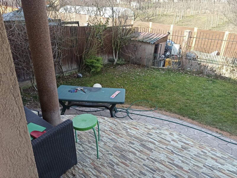 Centru Popesti Leordeni, str. Sf. Voievozi vila indiv. 4-5cam, 3 bai, curte